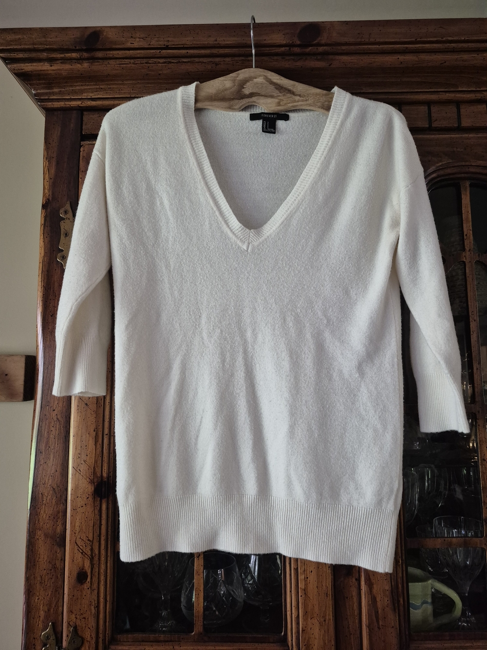 Forever 21 Cream V-Neck Women's Sweater